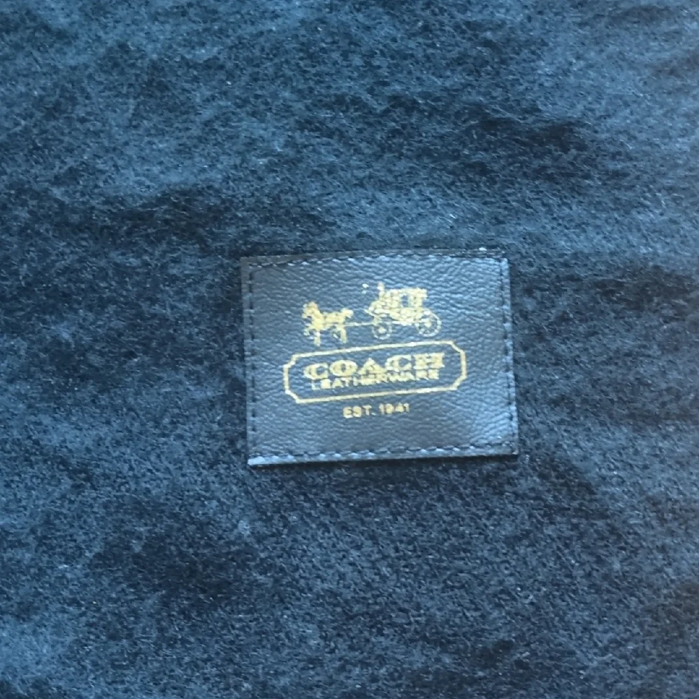 Coach Elegant Black Men's Scarf - Picture 2 of 2